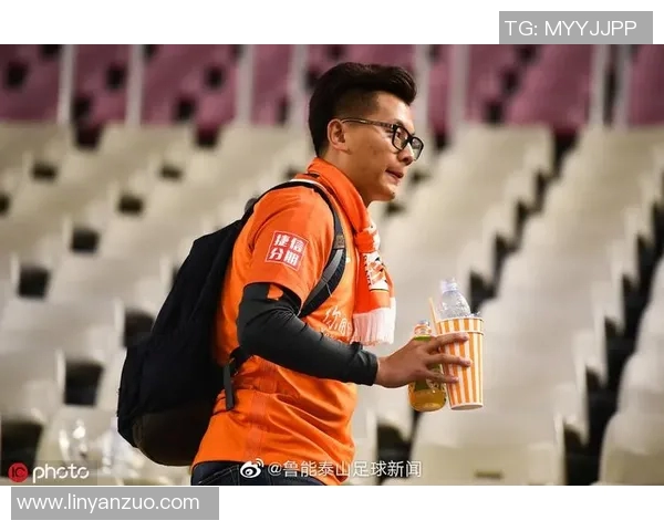 恒大与鹿岛鹿角激战正酣比分揭晓引发球迷热议